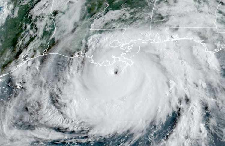 hurricane-ida-satellite-landfall