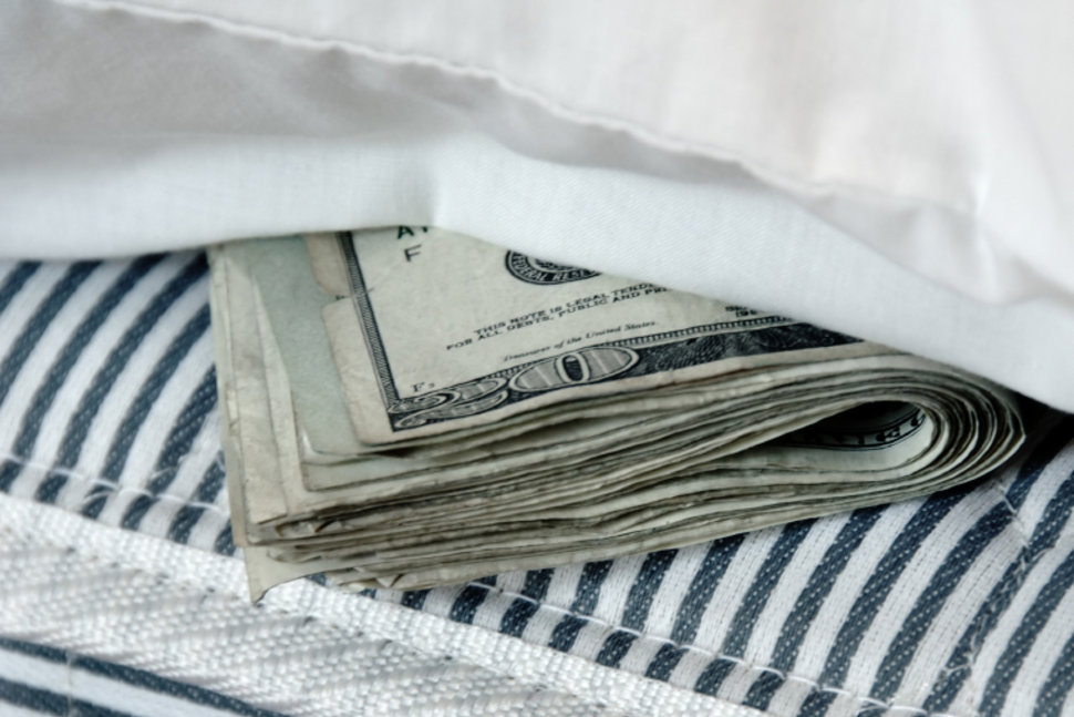 Reinsurers barely cover cost of capital