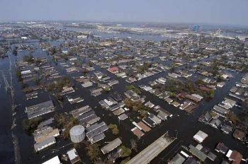 hurricane-katrina-damage-flooding